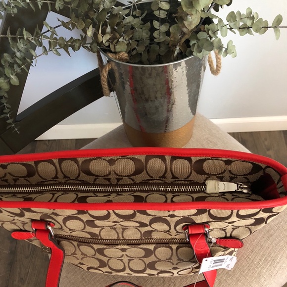 NWT Coach Shoulder Bag - Picture 5 of 8